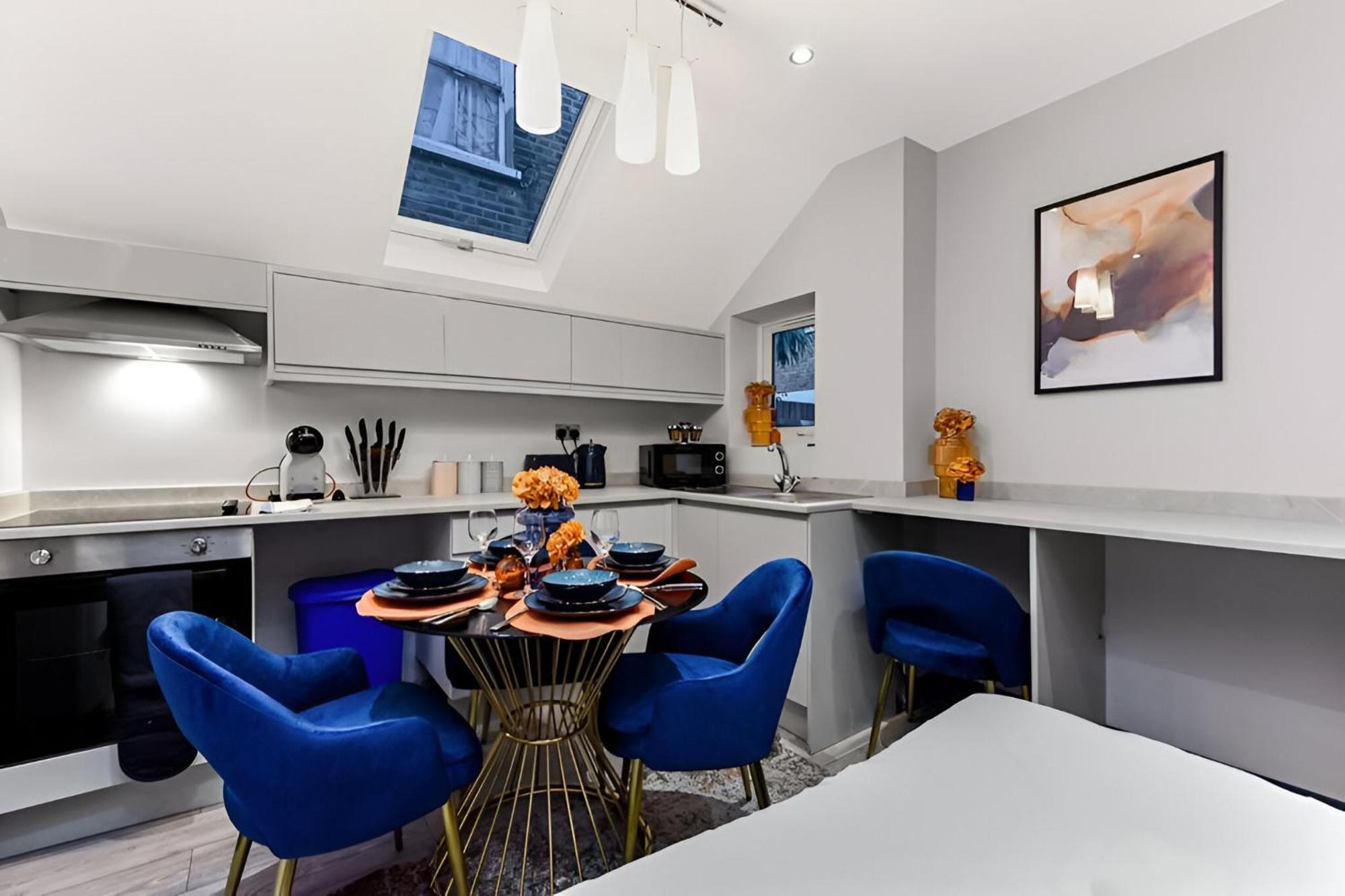 Appartamento Palatial Style House Secs To Lovely River Walk